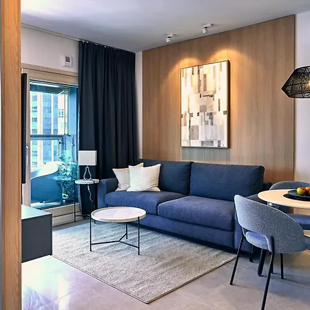 Appartement Mennica Warschau